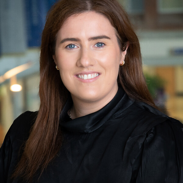 Dr. Sinead Campbell